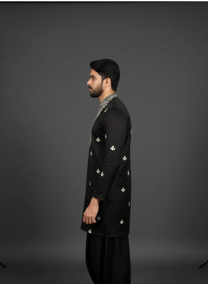 Lehar  Men’s Black Hand-Embroidered Kurta Set with Intricate Thread Work Detailing for Men | Best Price UAE